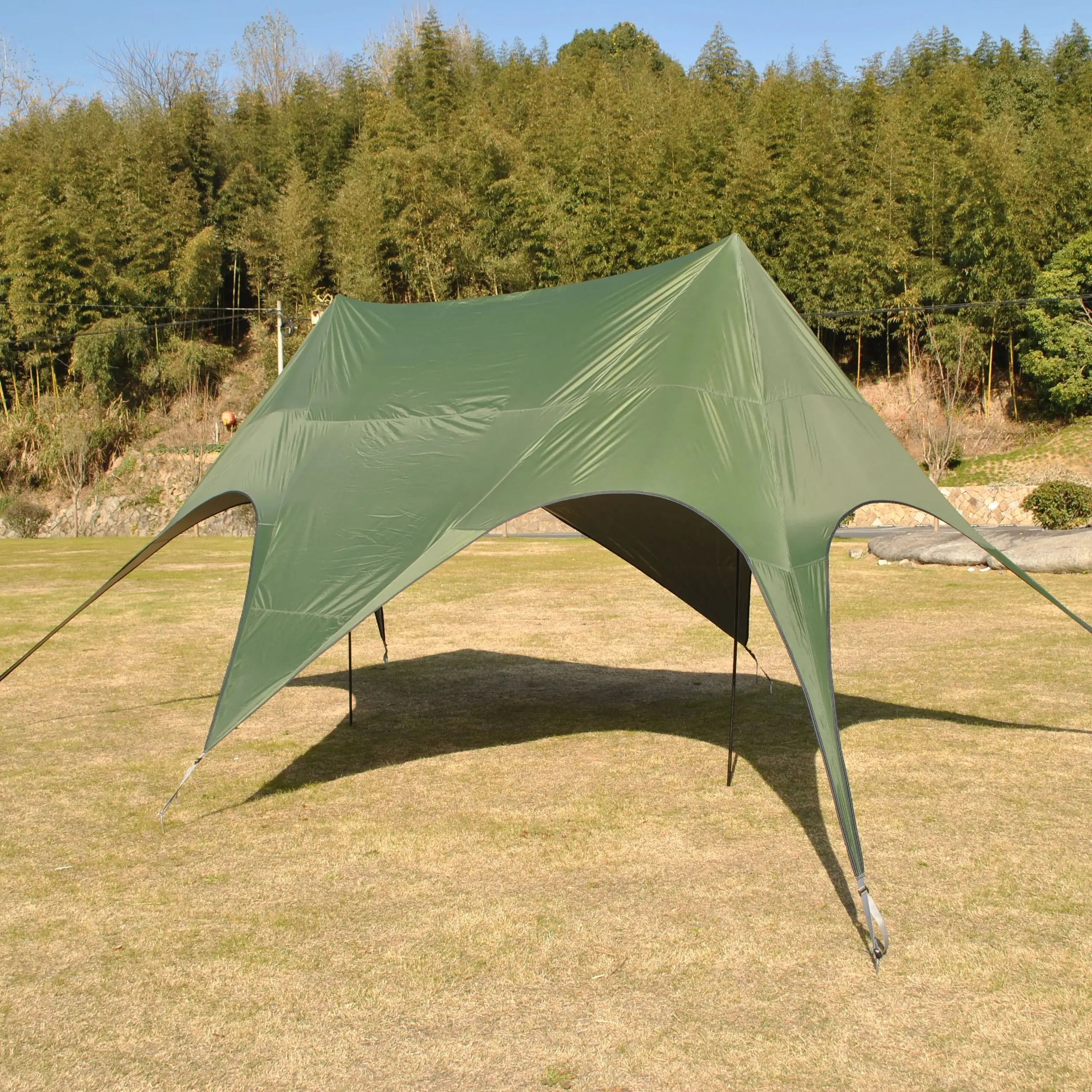

Beach Tent Sun Shelter For Outdoor Camping Easy Set Up Beach Canopy,Family Shade for Camping Trips, Fishing, Backyard Fun Picnic