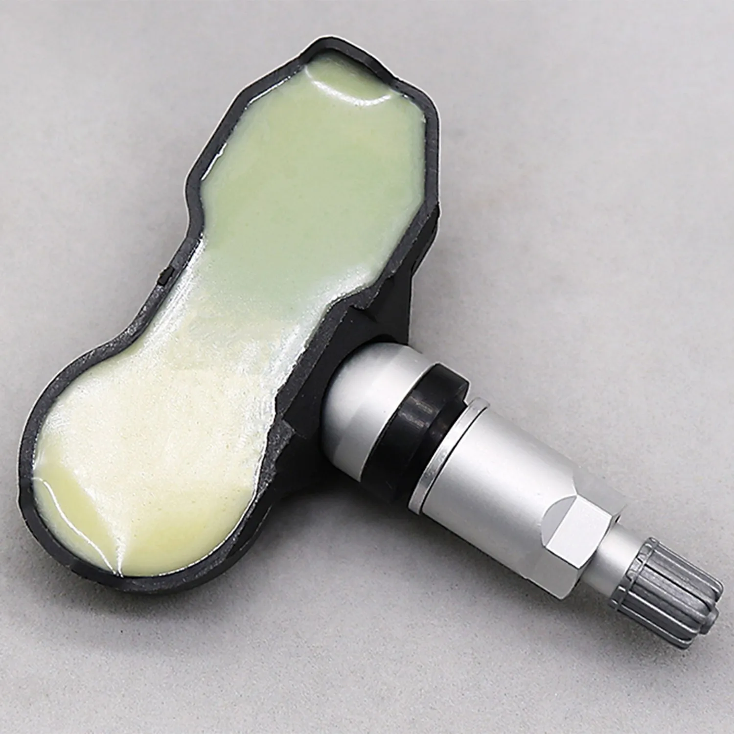 لـ 2005-2011 X5[E70] X6[E71] Z4[E86] [E90] [E60] 433 ميجا هرتز لأجهزة استشعار ضغط الإطارات TPMS 36236798726