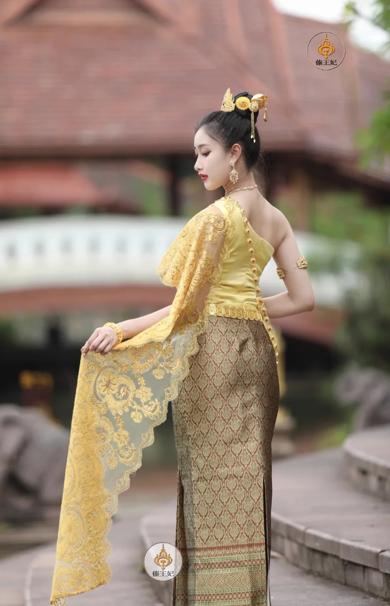 Thailand Fashion Women: How This Traditional Thai Outfit Became My Go-To Look for Tropical Vacations and Cultural Events Thailand Fashion Women: How This Traditional Thai Outfit Became My Go-To Look for Tropical Vacations and Cultural Events