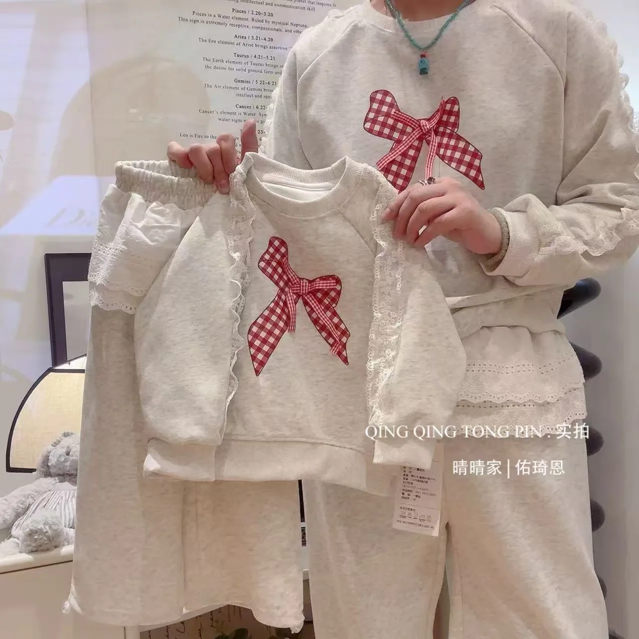 2026 Herbst Kinder Mädchen Kleidungssets Spitze Langarm Süße Schleife Sweatshirt+Hose 2-teiliger Freizeitanzug für Kinder – Detail 5