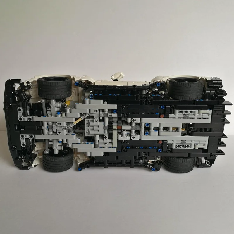 2104 PCS MOC Nero Bianco Auto Sportiva Modello Modulare Set FAI DA TE Building Blocks Per Bambini Assemblaggio Display Giocattoli Festival Regalo A Sorpresa