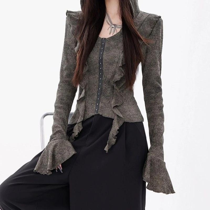

Wasteland Hooded Knitwear Trend, New Slim Top, Women's New Design, Unique Design