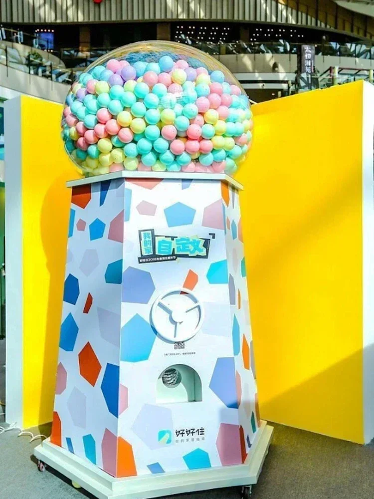 Giant Gashapon Machine Shopping Mall Large Activity Coin-Operated Lottery Machine Outdoor Amusement Equipment