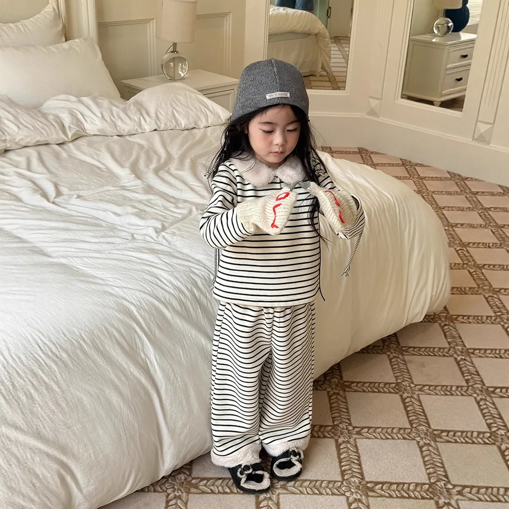 

Kids Baby Girls Two-piece Set New Winter Fleece Collar Striped Thick Warm Children Girls Pullovers+plush Toddler Girls Pant