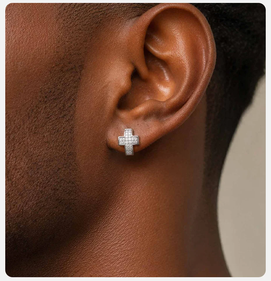 Vnox Herren Kreuz-Huggie-Creolen, Kupfer-Mikro-Pavé-Creolen mit CZ-Einlage, Punk-Hip-Hop Kleine Creolen für den Alltag, Party-Geschenk – Detail 3