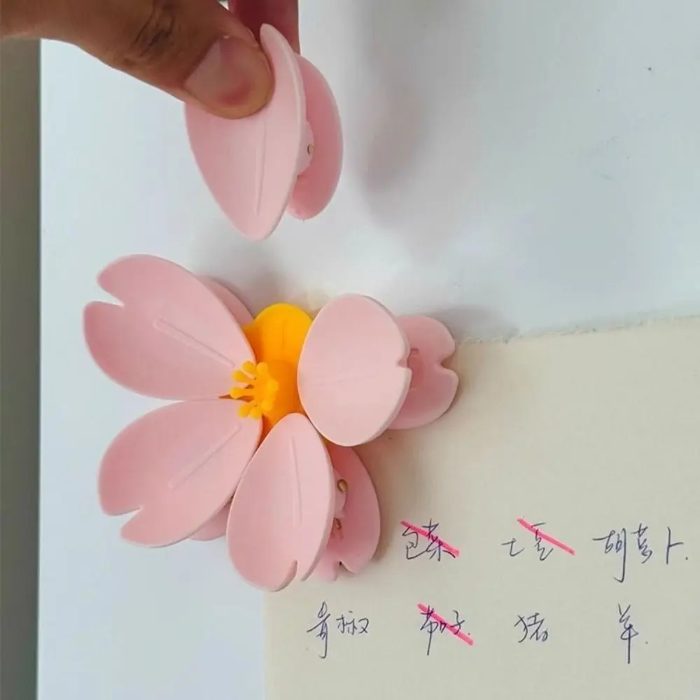 

4Pcs Unique 3D Sakura Magnetic Clip 2 in 1 Creative Refrigerator Magnet Cute Pink Fridge Magnet Snack Storage