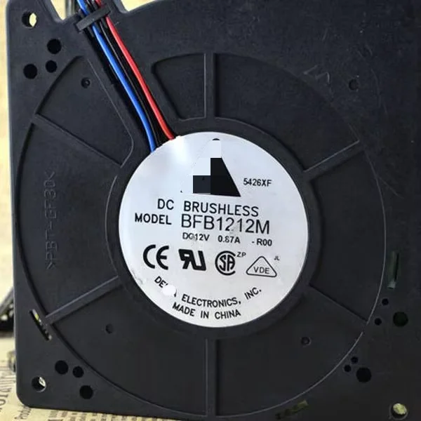 

12 см Bfb1212m 12 В 0,87a 12032 центробежный вентилятор охлаждения Совершенно новый оригинальный спот