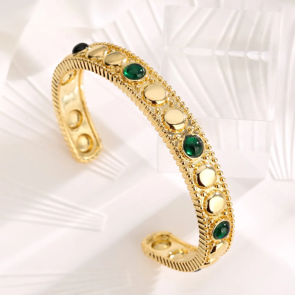 

European Court Style Sapphire Blue Emerald Green Color CZ Gems Gold Metal Link Cuff Bracelet Bangles Women Accessories Gifts