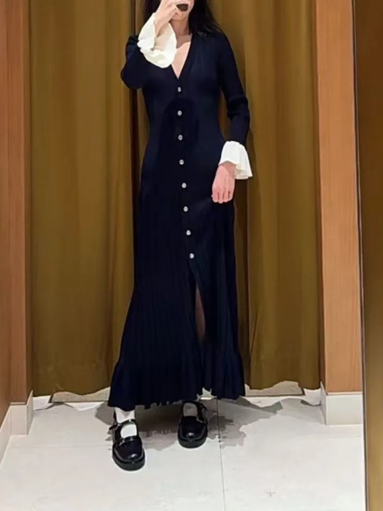 

SuperAen плиссированное длинное платье весны 2024, свободное модное элегантное женское платье с v-образным вырезом и расклешенными рукавами