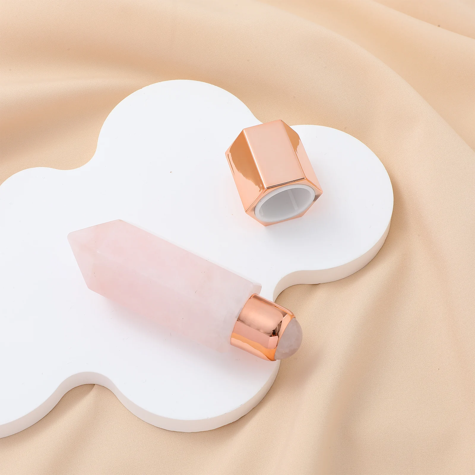 Rolo facial de cristal rosa, placa de raspagem, ferramenta de cuidados com a pele, garrafa de óleo essencial, massageador facial feminino, dispositivo de beleza para rosto