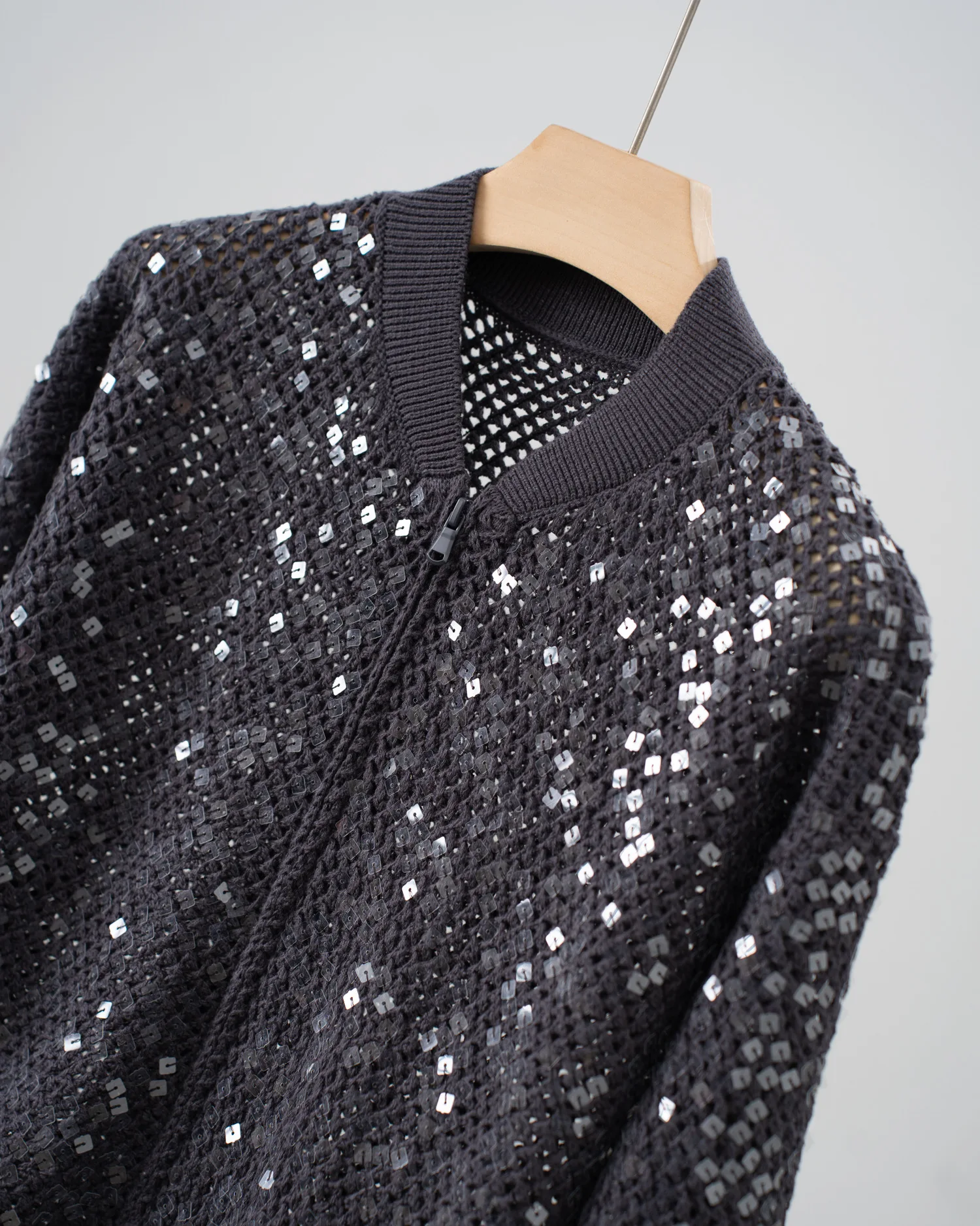 

Женский весенне-летний новый вязаный кардиган на молнии для тяжелой промышленности с блестками