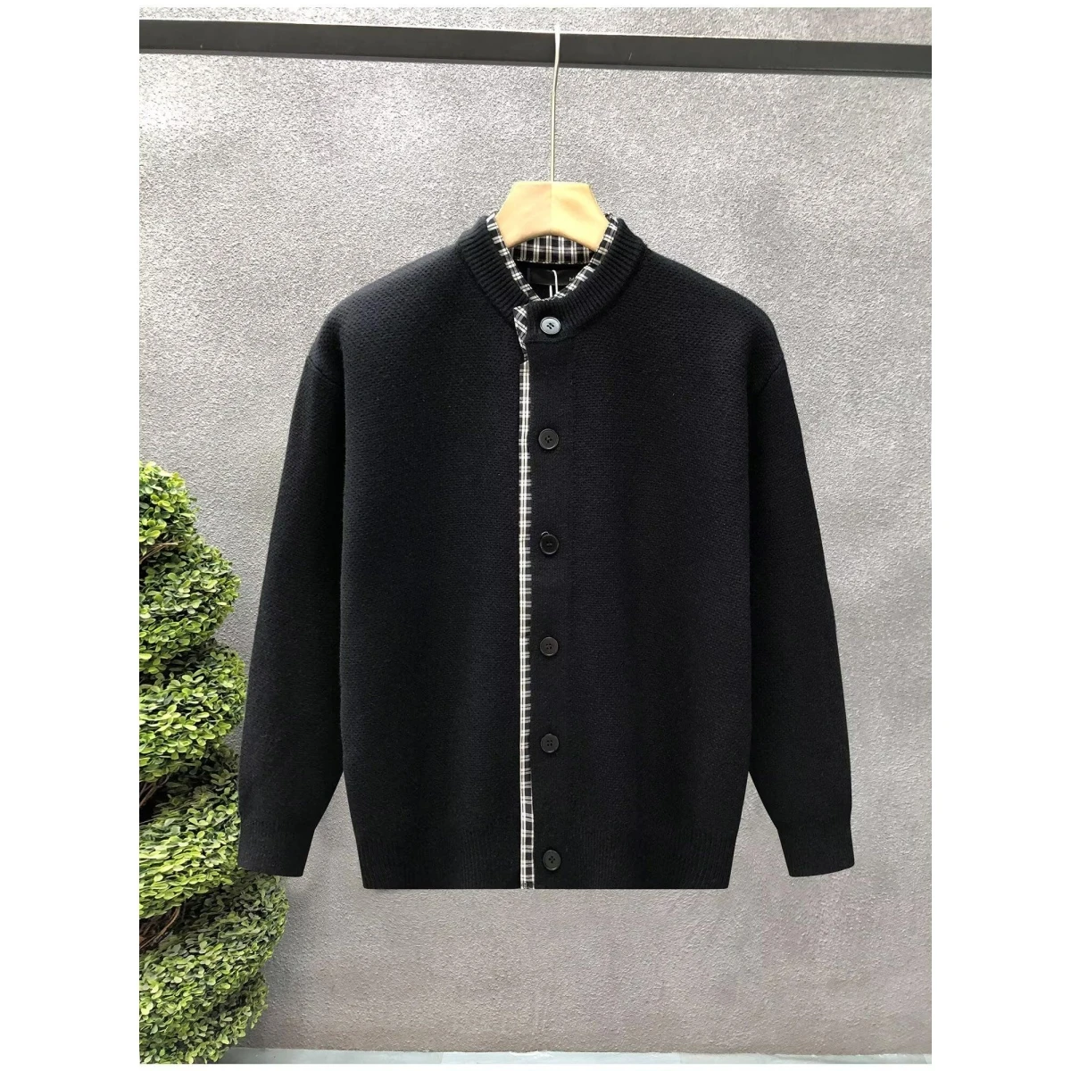

Loose Knitted Cardigan Sweater Korean Style Checkered Casual Top for Young Men Spring Autumn Winter Season Fashionable Outerwear