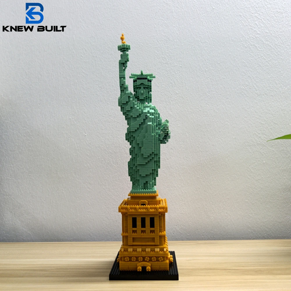 Statue of Liberty Micro Mini Building Blocks Toys Exquisite Model Educational Toy Stress-Relief Challenging Build for Adults