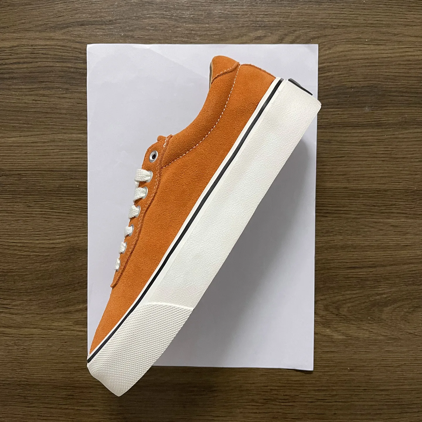 

Новые оранжевые кеды, модные, универсальные, повседневные, синие, простые, на толстой подошве, увеличивающие рост, с мехом.