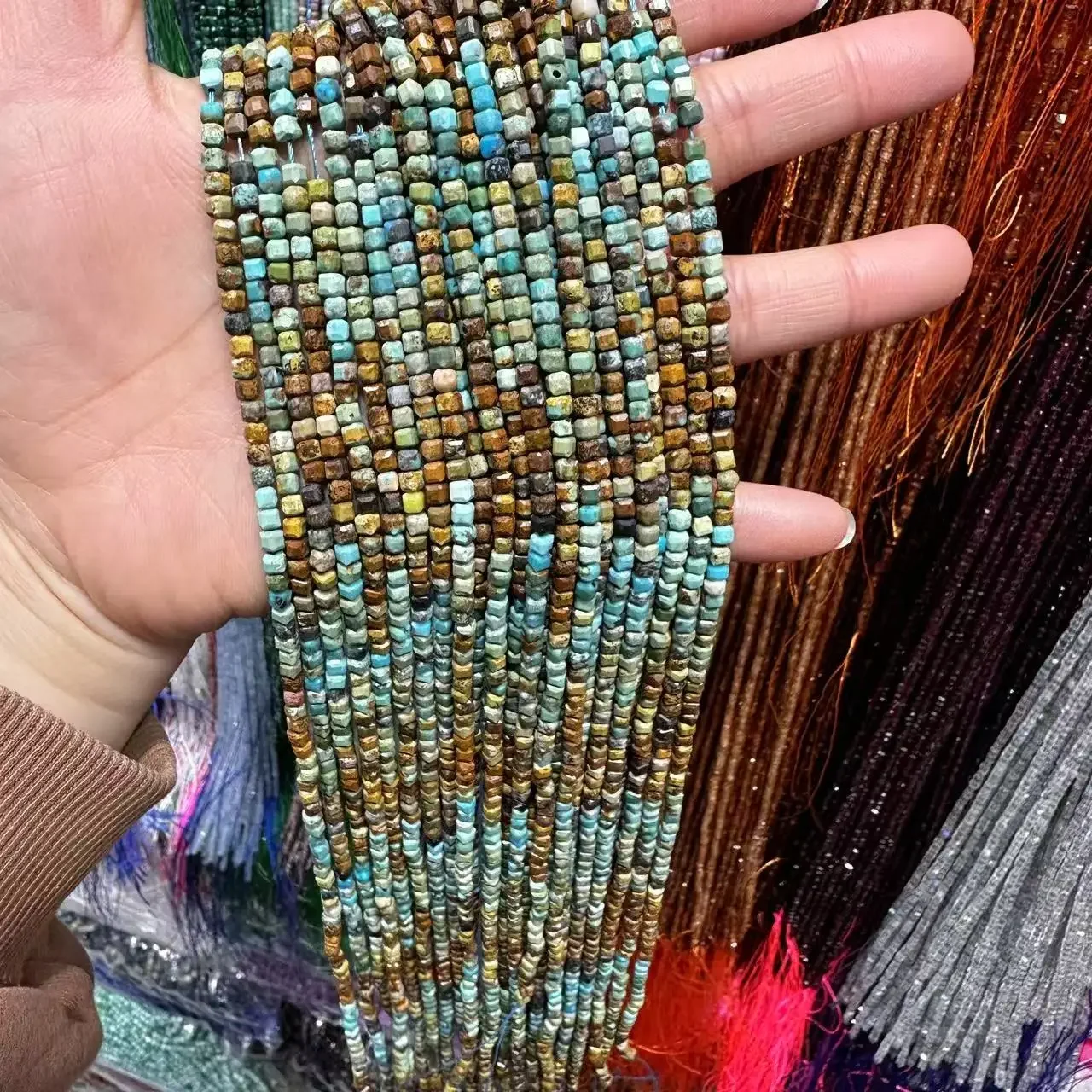 

Natural Gradient HUBEI Turquoise Faceted Cube Bead Making DIY Bracelet Necklace for Jewelry Woman Making Accessories Wholesale