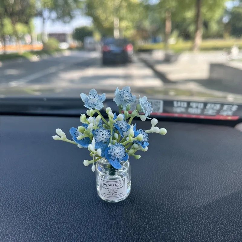 Mini Cute Vase Flower Car Interior Decoration Kawaii Accessories Voiture Diy Car Gadget Dashboard Decor Ornaments 2*5cm