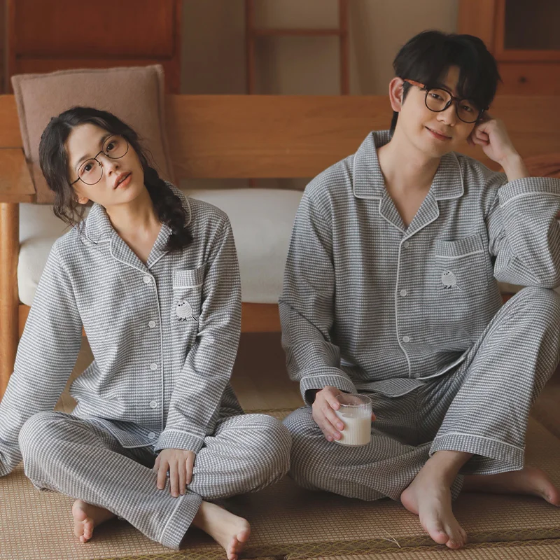 ชุดนอนผู้ชาย ชุดผ้ากำมะหยี่ผ้าฝ้ายแท้สำหรับฤดูใบไม้ร่วงและฤดูหนาว เสื้อคลุมขนาดบวกที่เรียบง่ายและทันสมัยสำหรับสวมใส่ในบ้าน