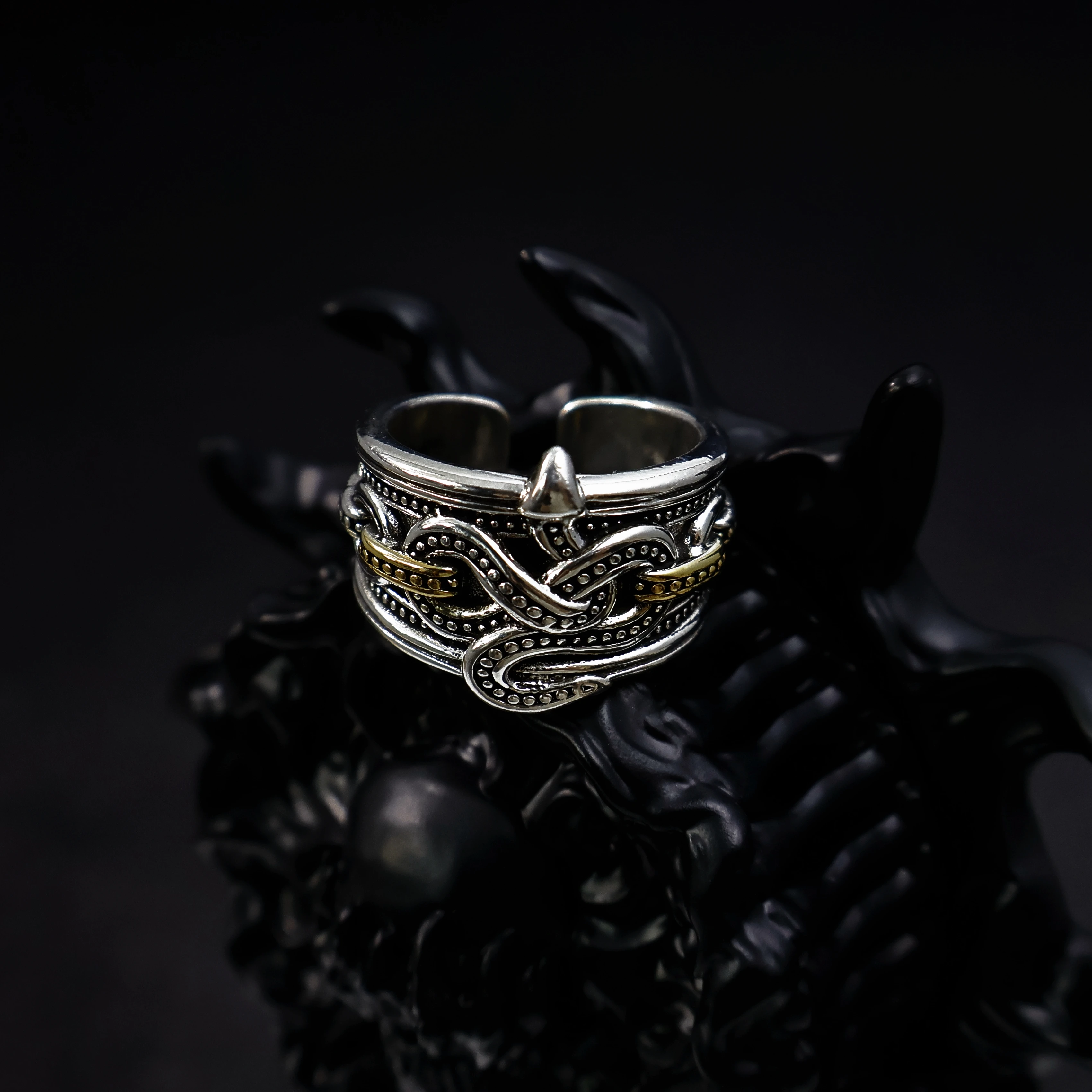 Retro Chained Snake Adjustable Open Ring For Men Silver-plated Copper Gothic Punk Edgy Indie Jewelry Niche Accessories Cool Gift