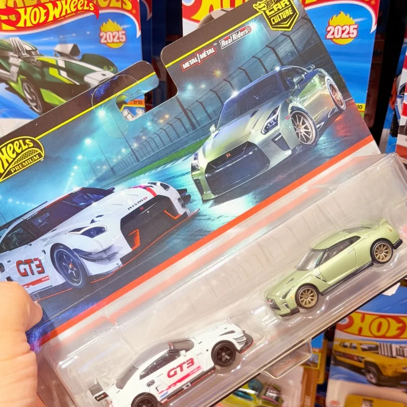 Nuevo Hot Wheels de Mattel, Hbl96 Premium Car Culture, Paquete de 2, Nissan Gt-R Nismo Gt3 R35, Escala 1/64, Auto de Colección, Regalos, Juguetes