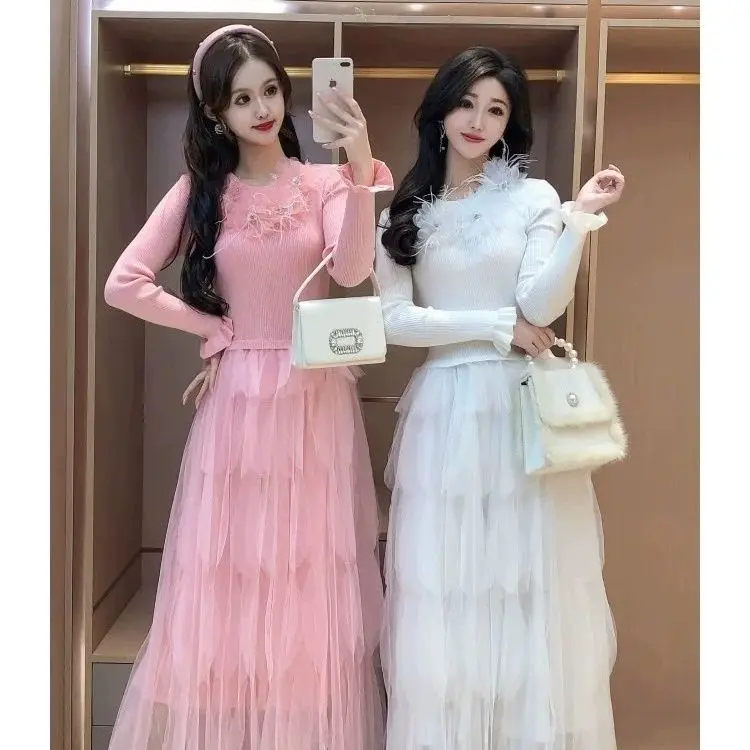 Elegant Embroidery Floral Knitted Maxi Dress Women Autumn Winter High End Brand Fashion Lady Slim Sweet Dress Party Robes C125