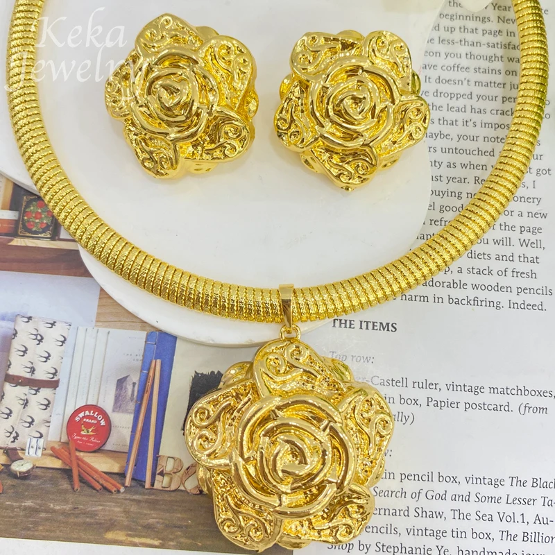 Elegant 18K Gold Plated Flower Jewelry Set for Women Italy Pendant Necklace Earrings Daily Wear Party Wedding Accessories Gift