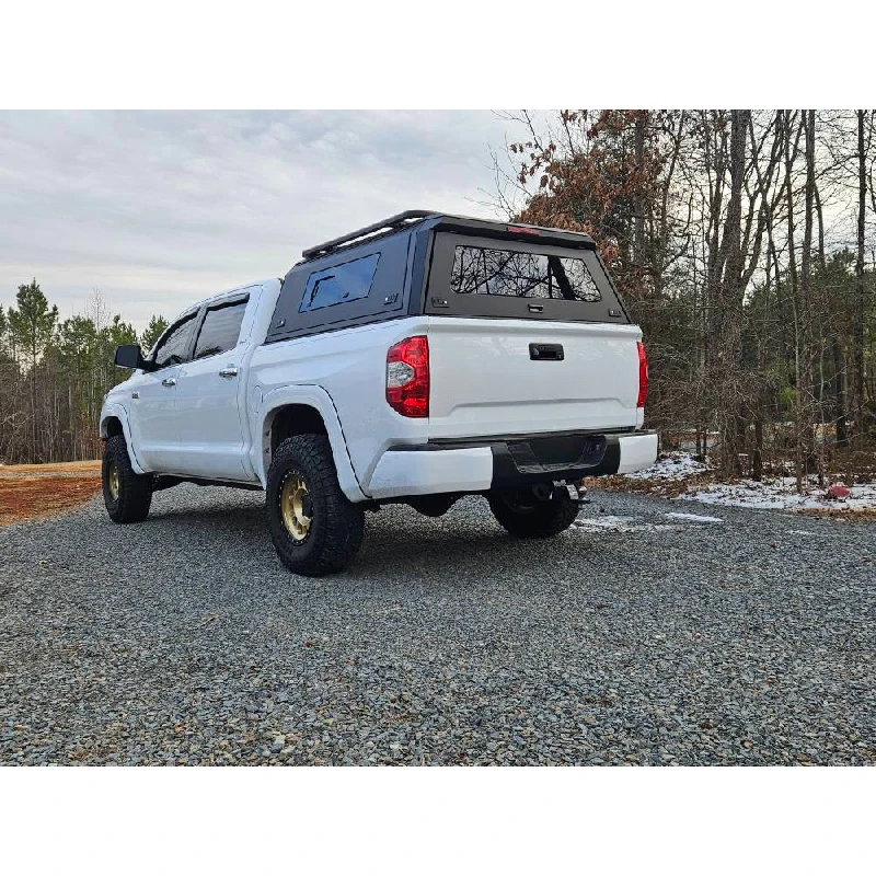 

Rustproof Aluminum Frame Heavy Duty Canopy 5.5ft Universal Pickup Truck Topper
