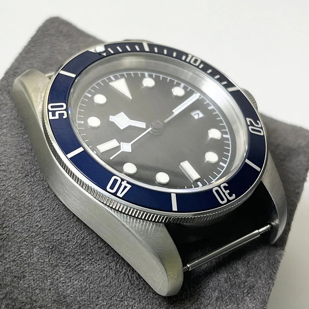 Orologio meccanico da uomo 41 mm Cassa quadrante nero argento vetro zaffiro con cassa automatica in acciaio a giro singolo Miyota8215 (senza cinturino)