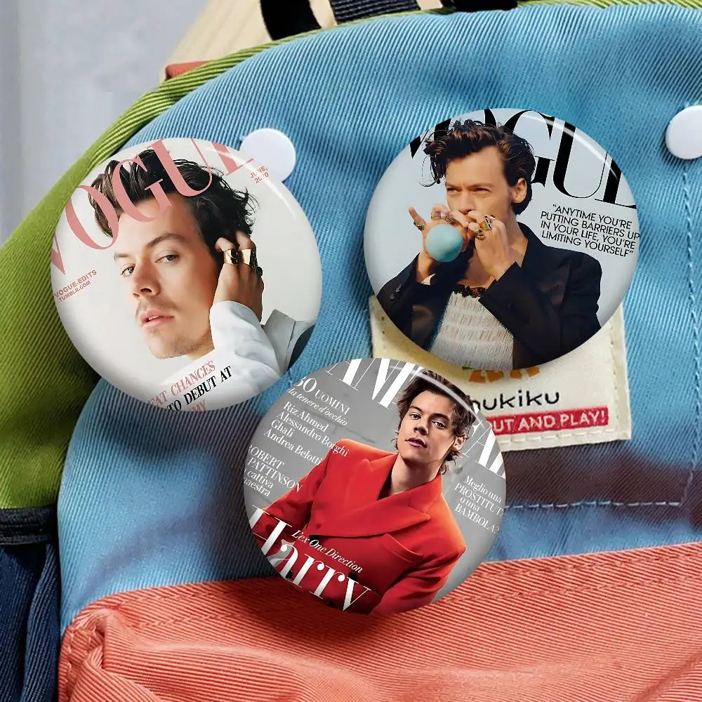 Famous Pop Singer Harris_Styles Creative Tinplate Soft Button Pins Animal Icon Brooch Lapel Backpack Badge Accessories Pin