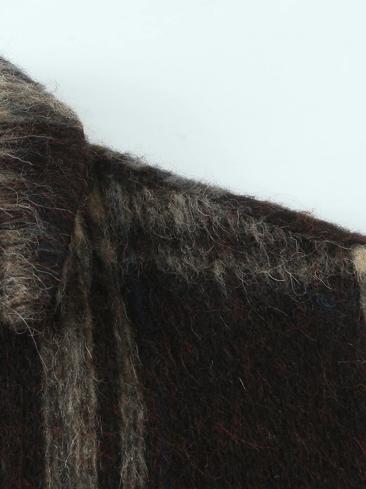 Europejska moda damska, uniwersalna kurtka z kieszeniami, dekoracją w kratę, kołnierzykiem i długim rękawem.