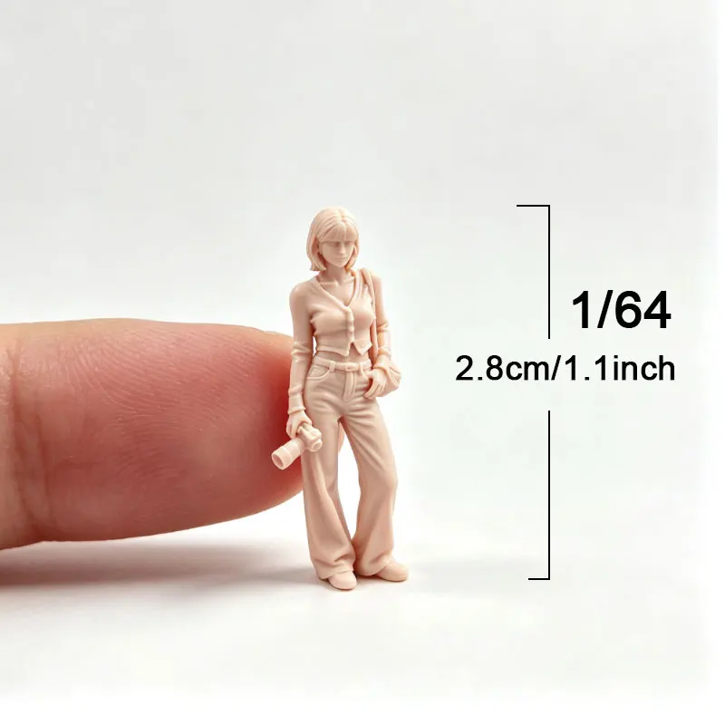 1/64 Scale 2.8cm Unpainted Resin Female Photographer Miniature Figure for Diorama Sand Table DIY Hobby Scene Decoration 1488