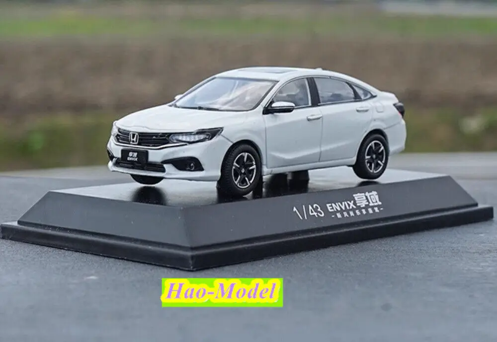 

Модель автомобиля 1/43 для HONDA Envix, литая металлическая детская игрушка из сплава, подарки на день рождения для мальчиков, украшения для коллекции хобби, белые