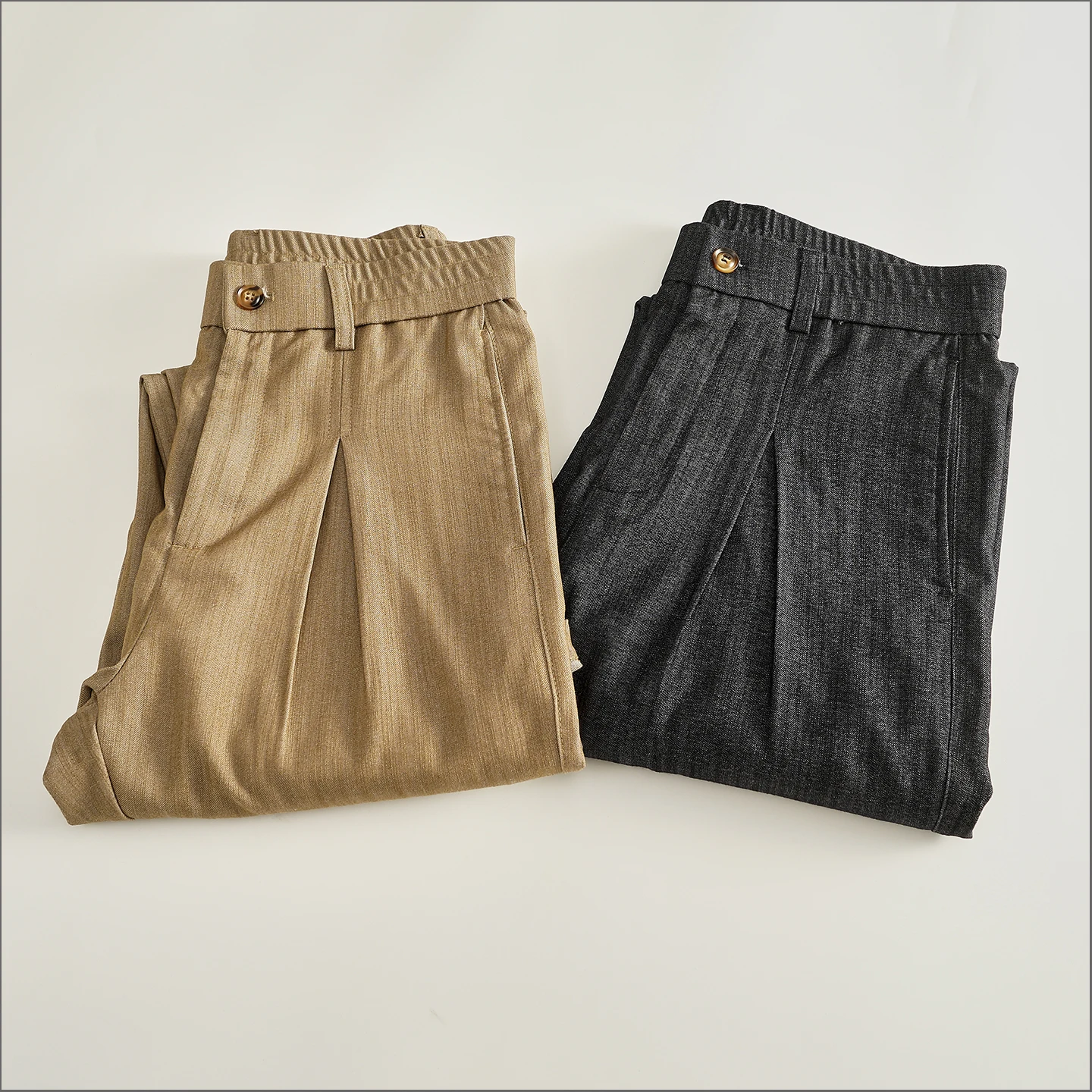 Casual Men's Loose Fit Straight Leg Pants Double Pleat Cabbage Style Commuter Trousers Casual Polyester Blend Fiber Long Pants