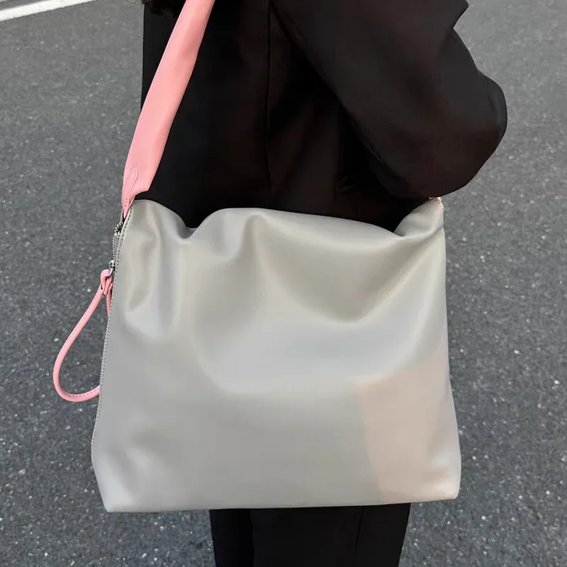 One-shoulder Bag Women 2023 New Niche Slung Tote Bag Advanced Color Matching Underarm Bag Women Bag Small Tote Bags for Women