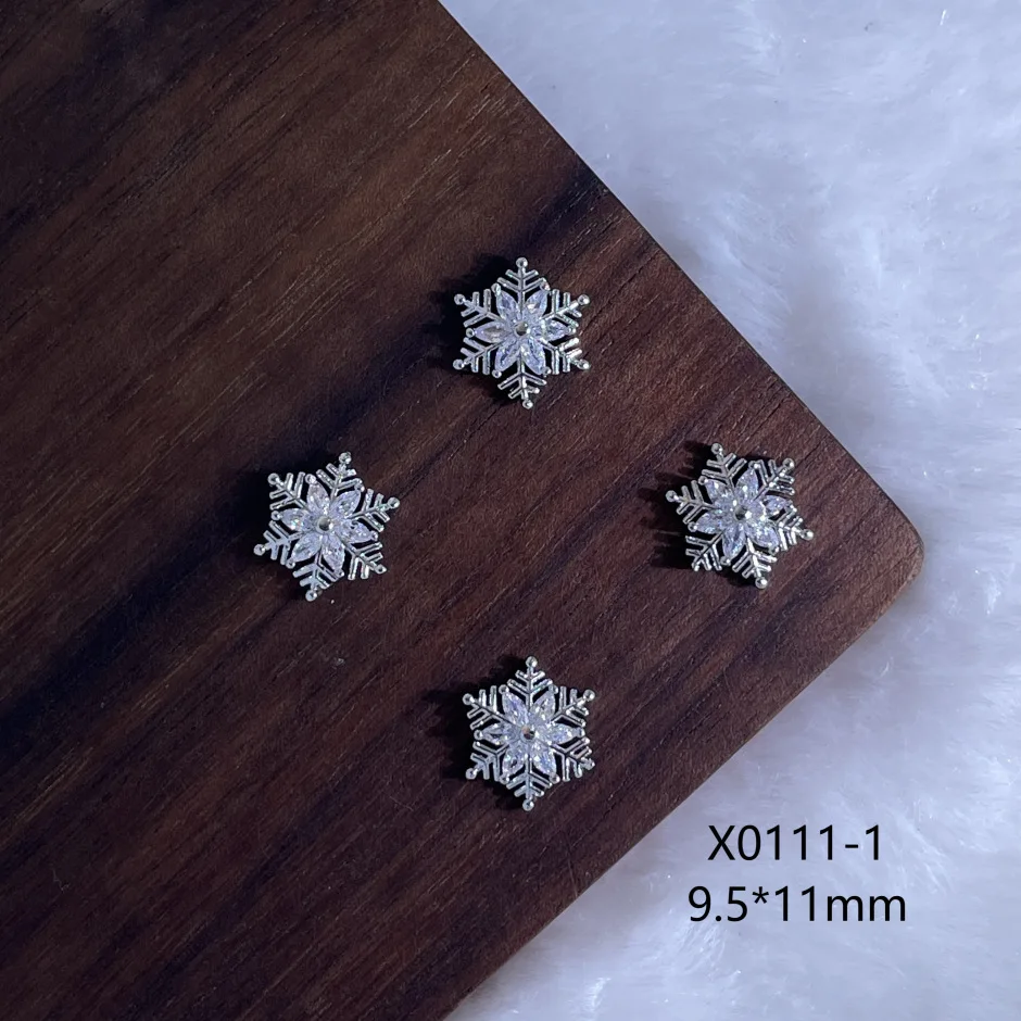 4 Uds. De Metal brillante, copos de nieve de Navidad, diamantes de imitación de circón, dijes para decoración de uñas, purpurina de lujo, joyería para uñas, decoraciones, uñas de diamante