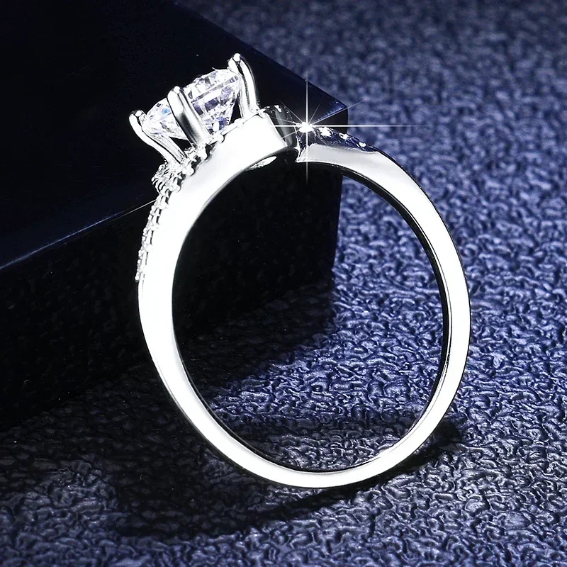 Cincin emas putih 18K bersertifikat asli 100% cincin bulat VVS berlian 1 karat Moissanite cincin pernikahan wanita pengantin wanita perhiasan mewah