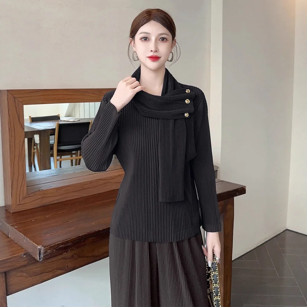

Miyake Pleated Top for Women in Autumn New Design Loose Large Size Scarf Neck Fashionable Elegant Long Sleeve Versatile T-shirt