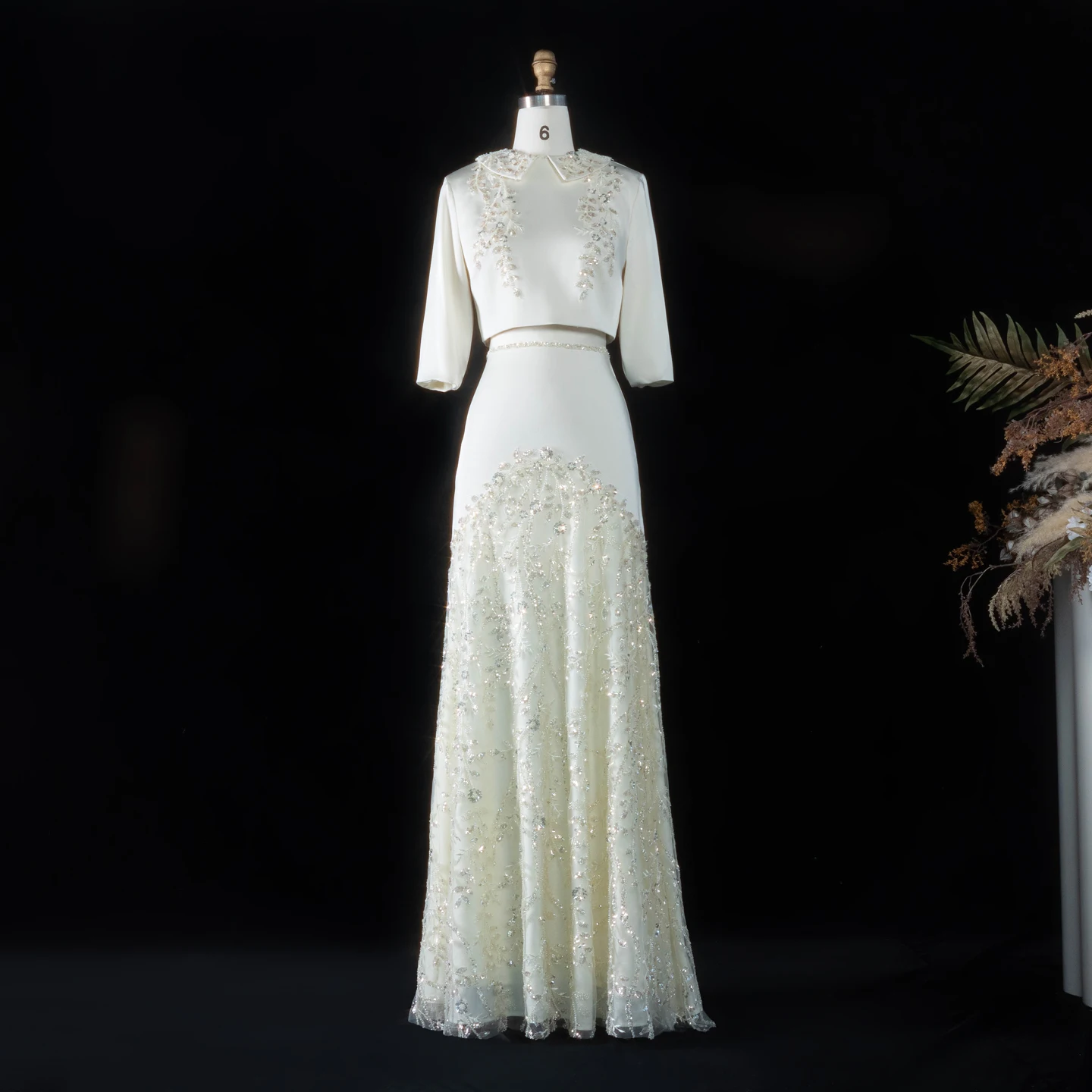 Sharon Said Beige Satin Zweiteiliges Abendkleid mit schweren Pailletten, floralen Perlenstickereien, A-Linie, formelle Partykleider SS214, maßgeschneidert – Detail 5