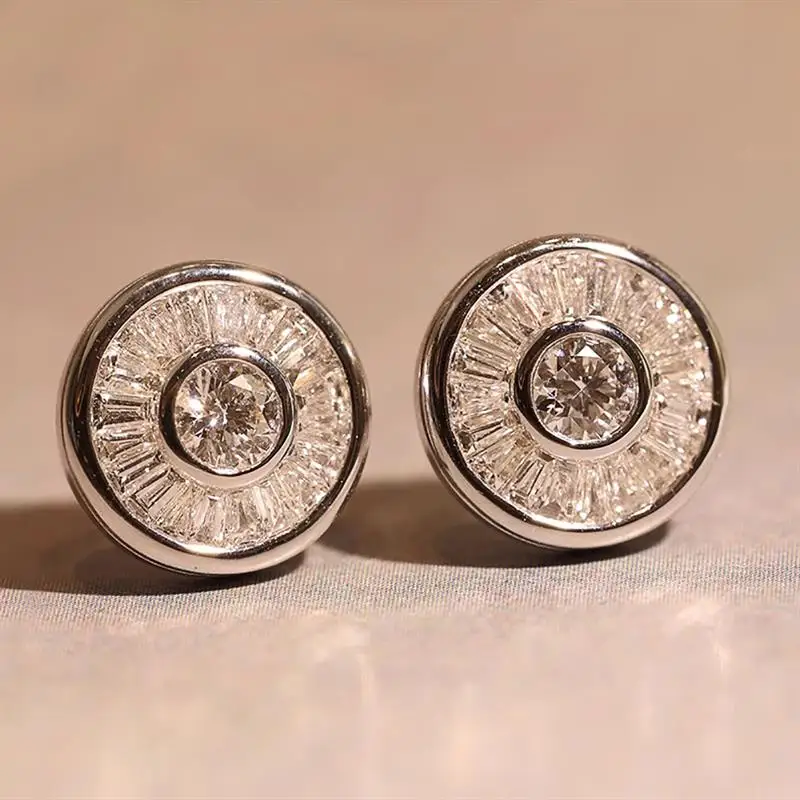 Huitan Silberfarbene Damen-Ohrstecker, doppeltes rundes Design, vielseitig einsetzbar, für Partys, Alltag, ausgefallene Accessoires, eingelegter glänzender CZ-Damenschmuck