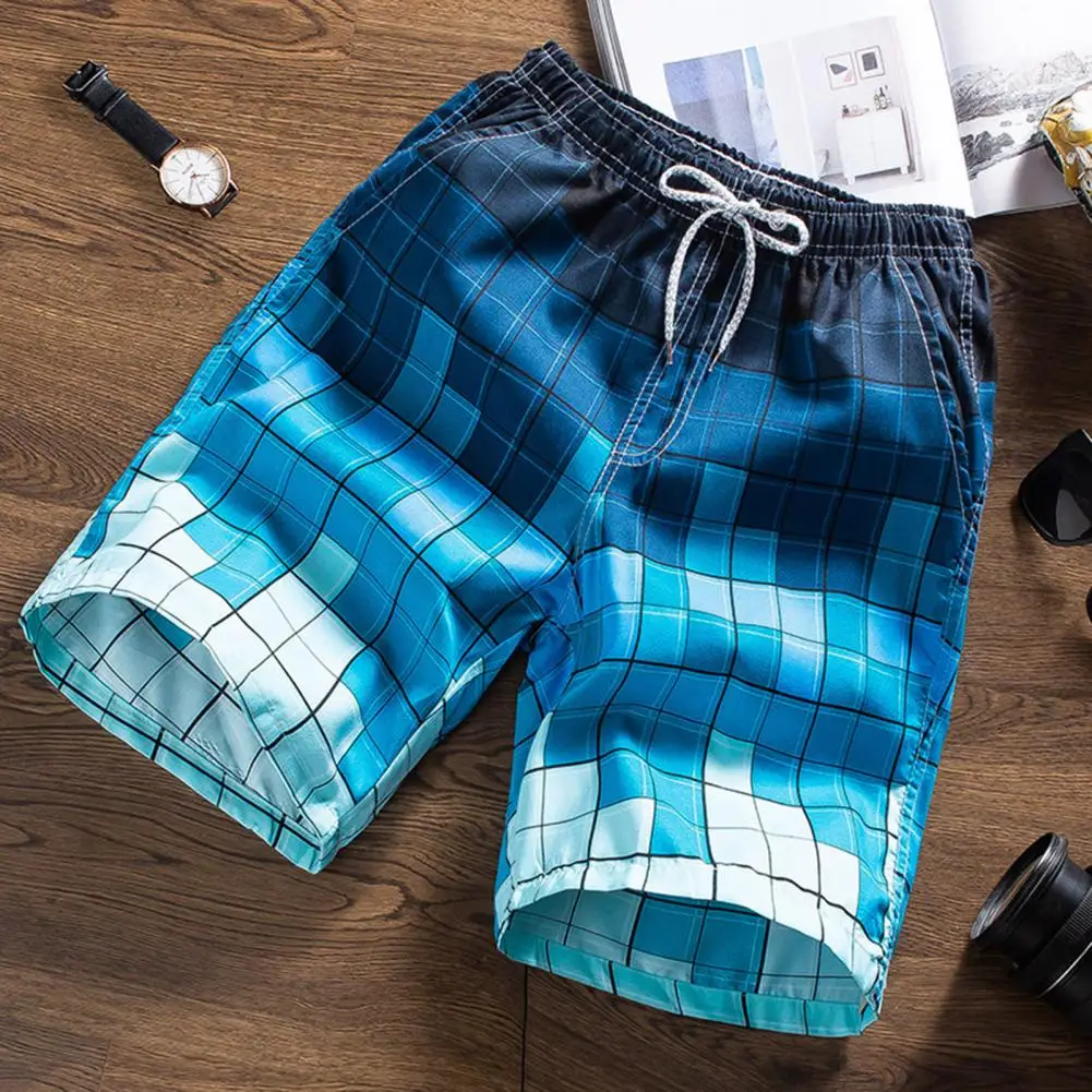 Casual Print Design Shorts Colorful Geometric Print Men's Beach Shorts Elastic Waist Quick Drying Lightweight for Leisure