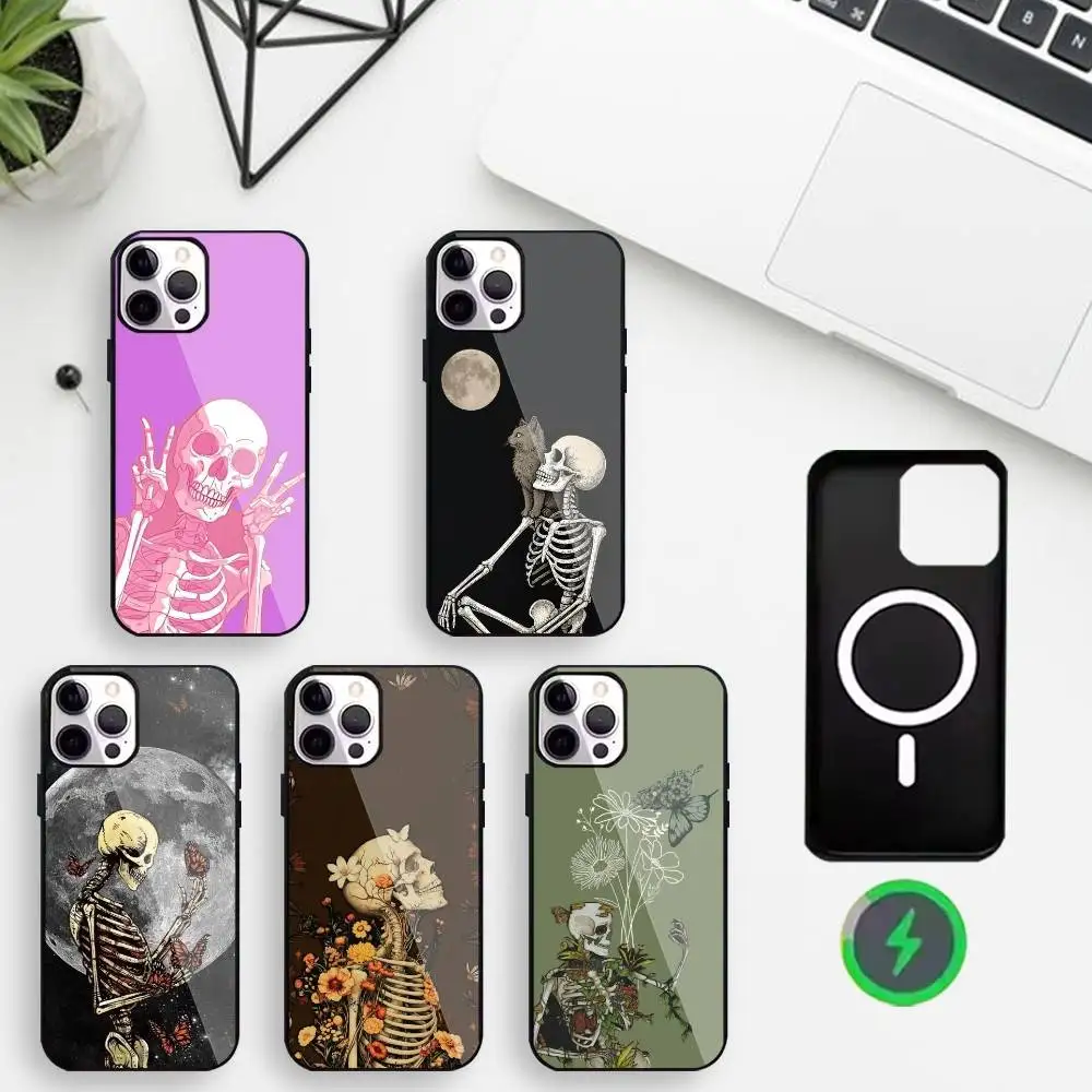 

Чехол для телефона с забавным мультяшным шармом и скелетом для iPhone 17,16,15,14,13,12,11 макс. Черный защитный чехол с беспроводной зарядкой