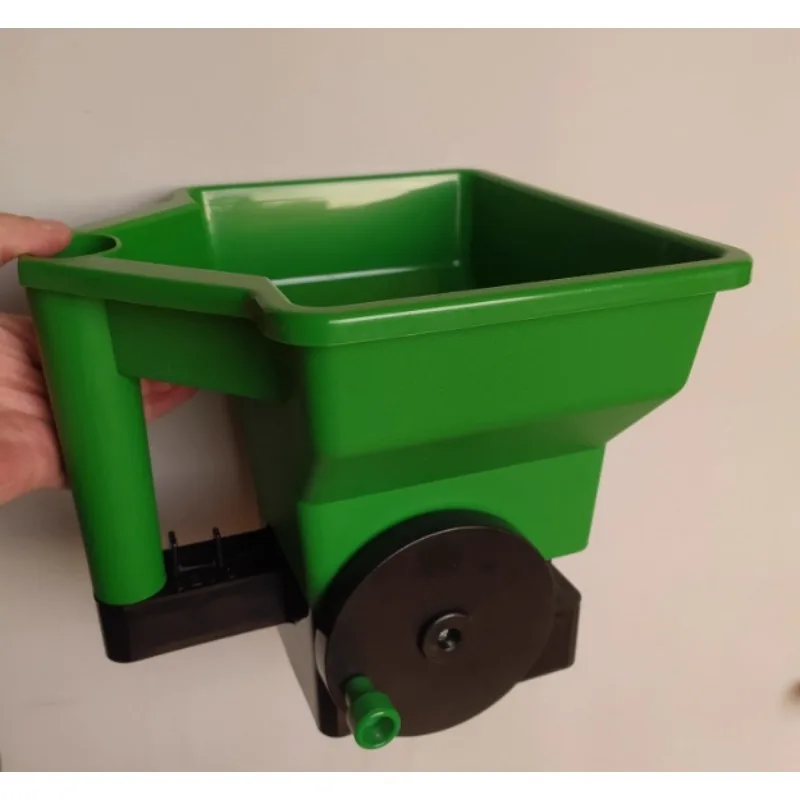 

Garden Seeder Manual Seed and Fertiliser Applicator Spreader Fertiliser Hand Lawn Melt Snow Tools Garden Manual Seeder 3L