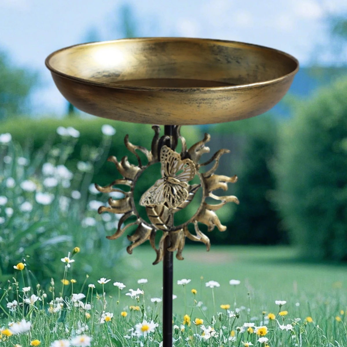 

1 Piece of Sunflower Bird Bath and Feeder, Iron Structure, Suitable for Garden Art and Outdoor Decoration, Ideal Gift for Bird Lovers, Christmas and Other Holiday Souvenirs | Cold-Resistant/Garden/Large Bird Bath | Outdoor Bird Bath | Bird Food Suitable f