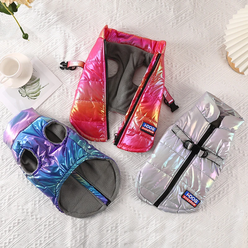 Chaleco impermeable reflectante para perros de color degradado con forro polar para calidez y diseño reflectante elegante