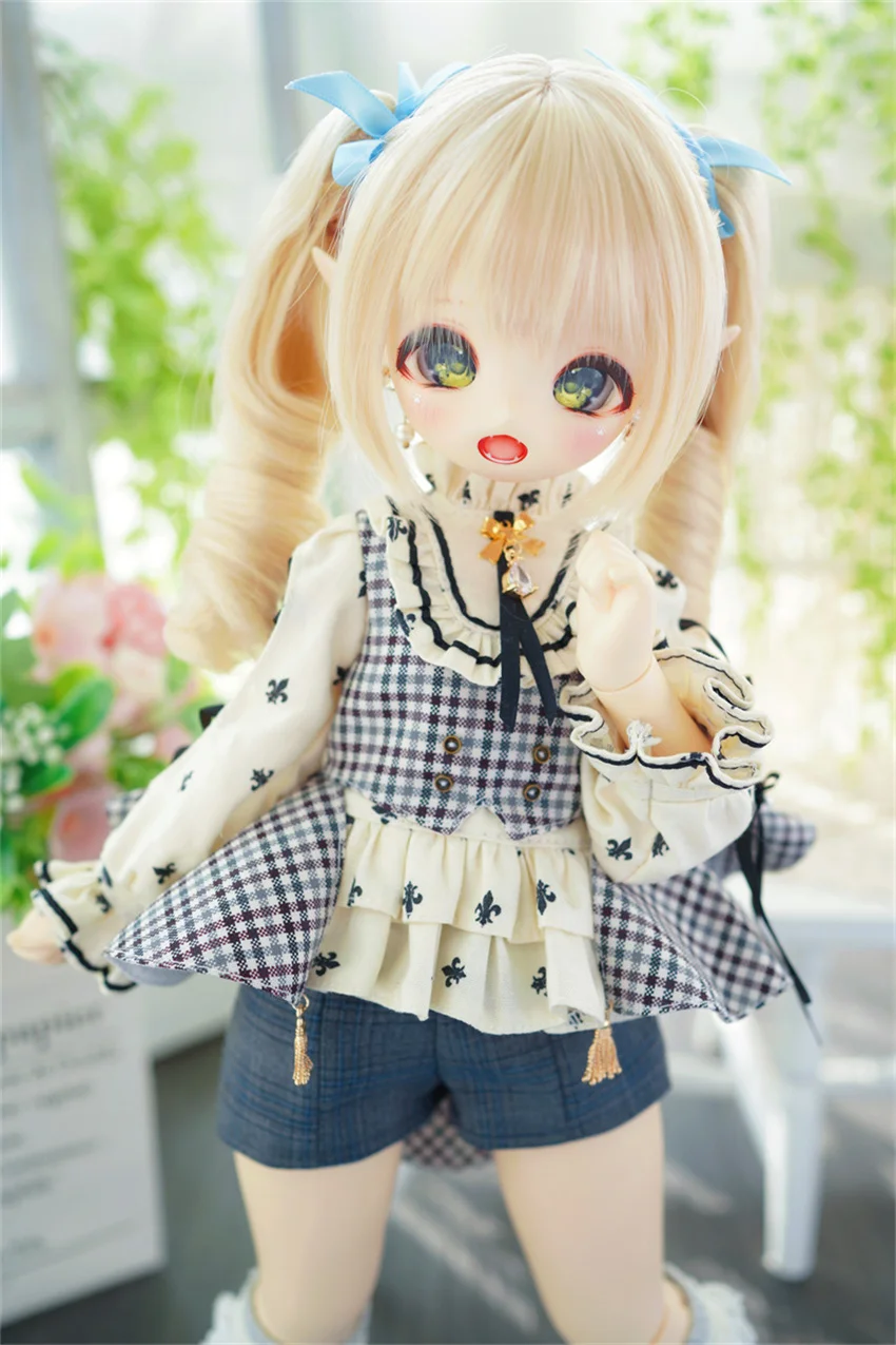 BJD wig applies to 1/3 &1/4 doll girl high temperature silk wig tiger clip style double ponytail curls BJD accessories