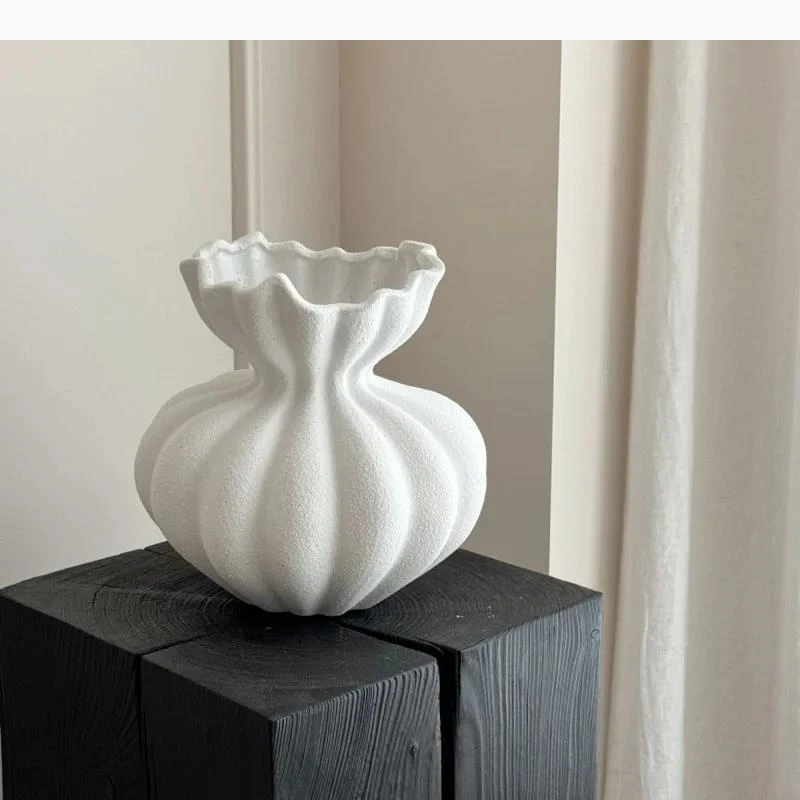 Ceramic Vase Hand Rough Fold Ceramic Bottle Flower Vase Floral Arrangement Accessories Flower Pot Home Decoration Accessoires