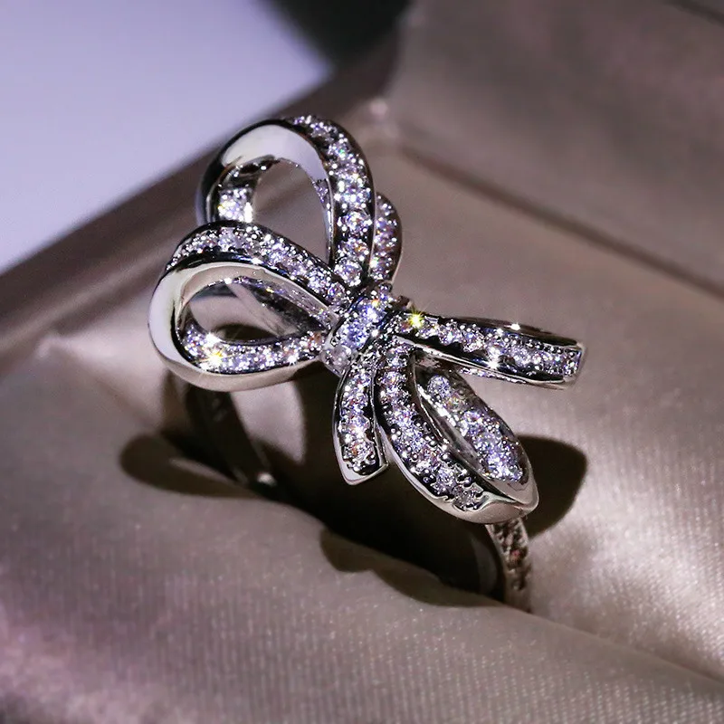 925 Sterling Silver Classic Big Bow Bow Bow Zircon Ring For Ladies Fashion Birthday Wedding Engagement Jewelry Gift