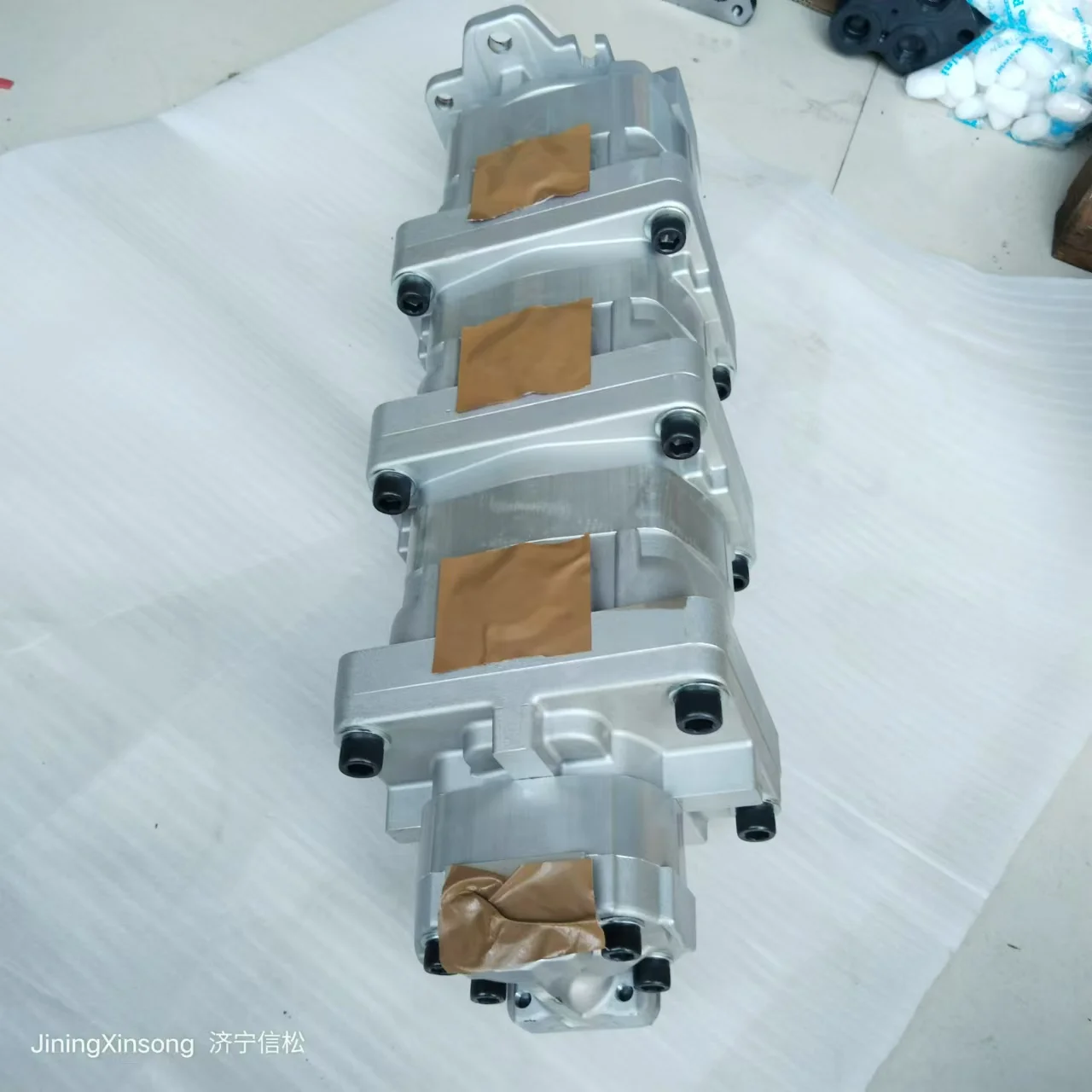 

For Komatsu Loader WA380-3 Quadruple Pump 705-55-34190 Hydraulic Gear Pump for Construction Machinery Parts