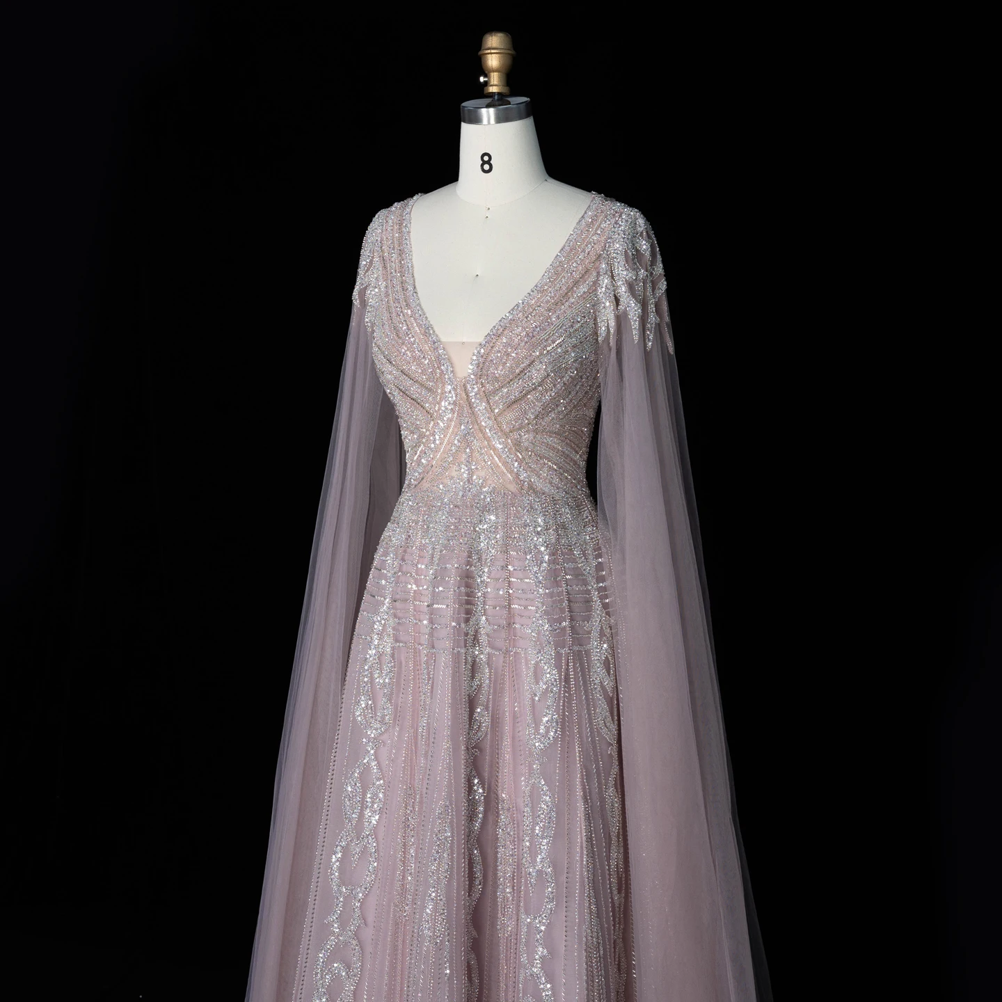 Sharon Said Luxuriöses grünes Abendkleid mit V-Ausschnitt, langen Tüll-Cape-Ärmeln, aufwendig mit Perlen verziert, für formelle Anlässe und Partys, SS073, nach Maß – Detail 13