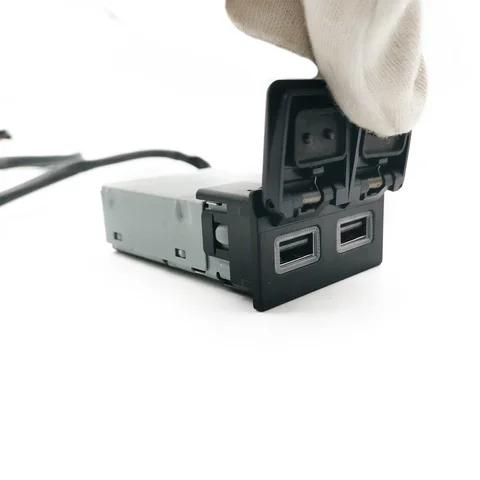 1 шт. автомобильное быстрое зарядное устройство с двумя USB-портами и кабелем Type-C PD для Toyota Sienna Highlander RAV4 2018-2022, автомобильные аксессуары