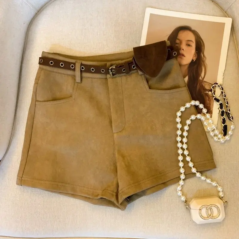 Deerskin Personalized Shorts for Women Autumn Style High-waisted Wide-leg Pants with Hip-covering Pants Waist Bag